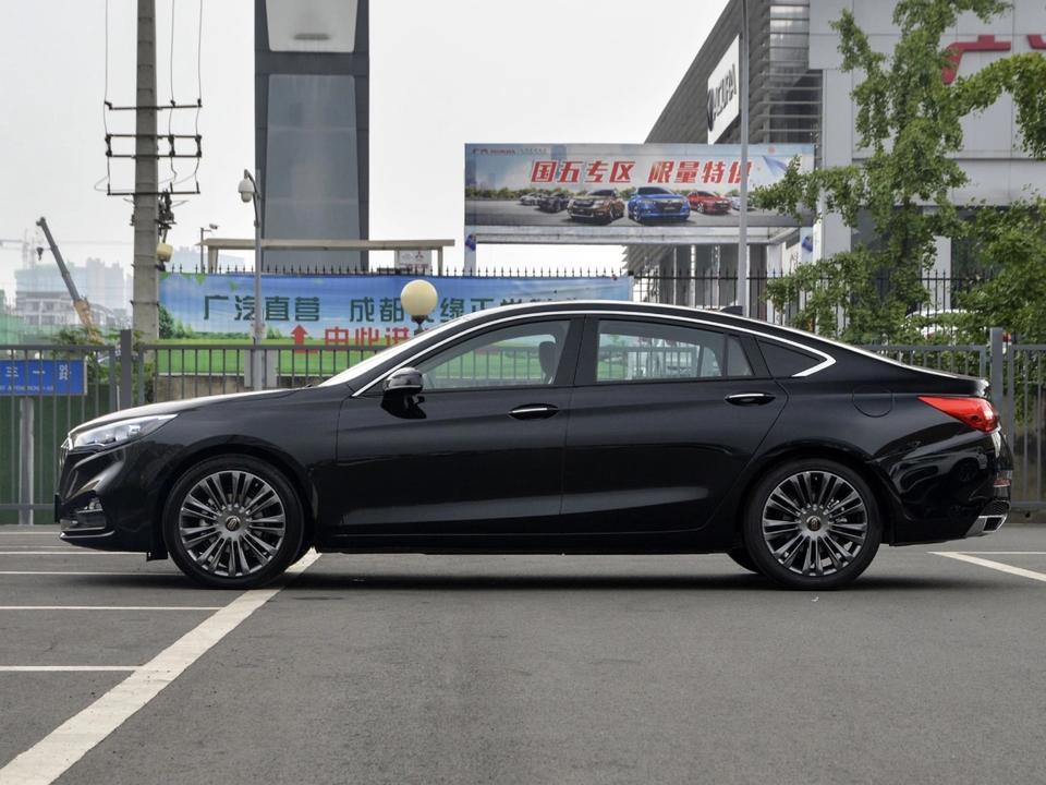 红旗H5看见路上开着很漂亮，有优惠吗？那里优惠最大？