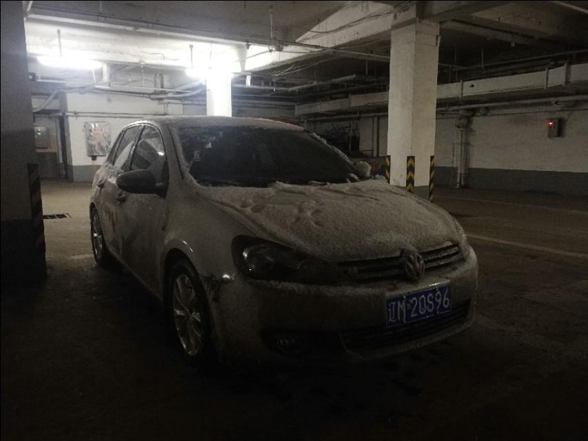 高尔夫-大雪天行车应该注意哪些事项