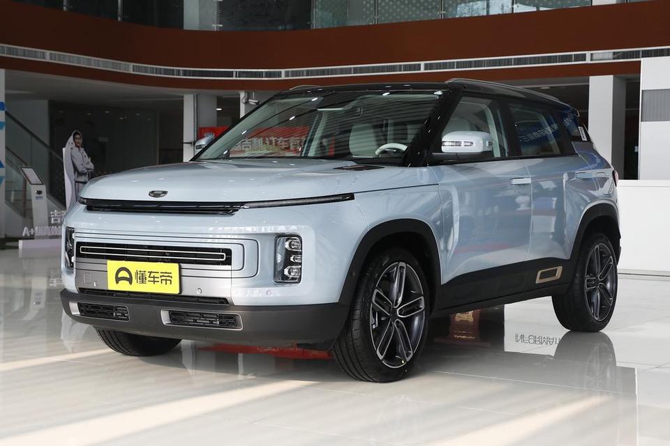 目前准备买一台15万左右家用SUV     看上两台  一台19日产逍客  一台2020吉利ICON    就是看网上评价国产车多么多么不堪     请问国产车与合资车差距大吗 国产车质量就不行吗？    我感觉吉利还是靠得住的 博瑞 博越销量都是国产车领先的     我想问一下国产车除了不保值 其他还有什么与日产车的区别 谢谢
