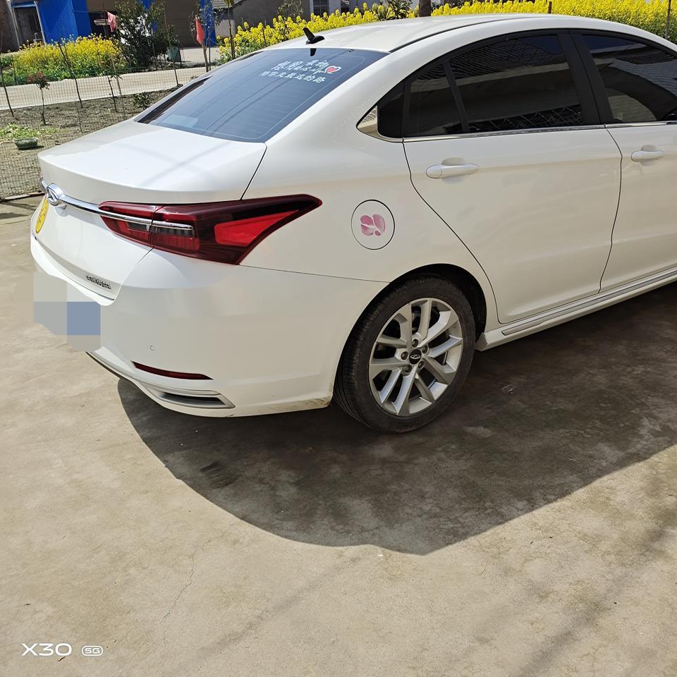 艾瑞泽gx-后杠的这个漆可以还原吗，我在外面这的汽修店搞了两次还是这样，大神们快来
