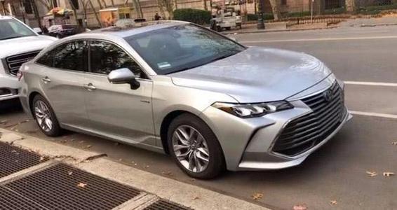 5天内提车
纠结是选亚洲龙还是ct6