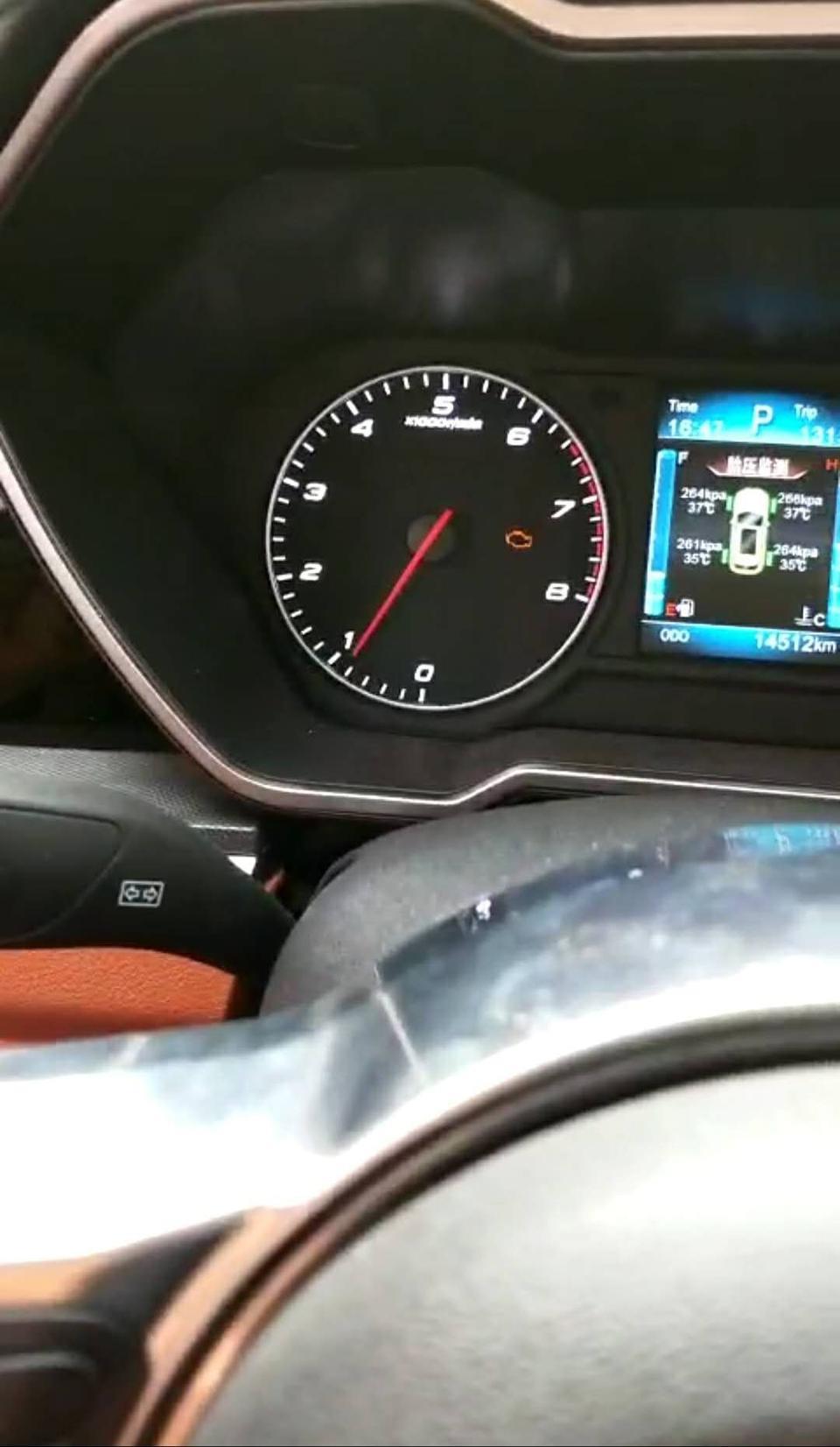 众泰t700-今天加油的油品不好，发动机报警了，怎么办？