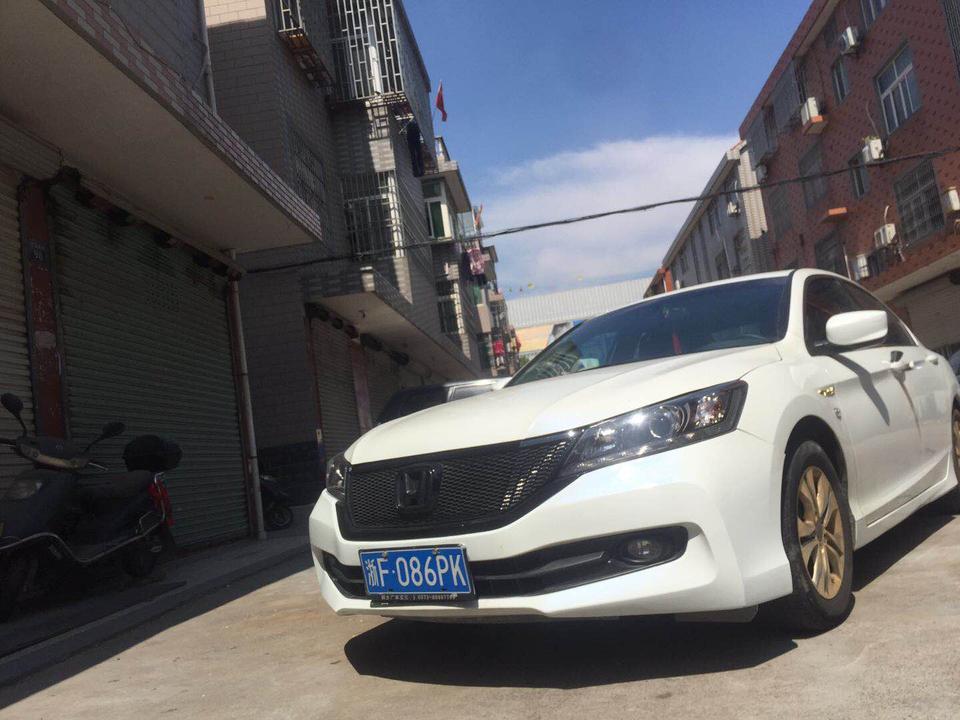 雅阁-这个中网换一个要多少钱？