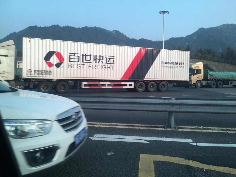 瑞虎8-五座买瑞虎八划算吗
