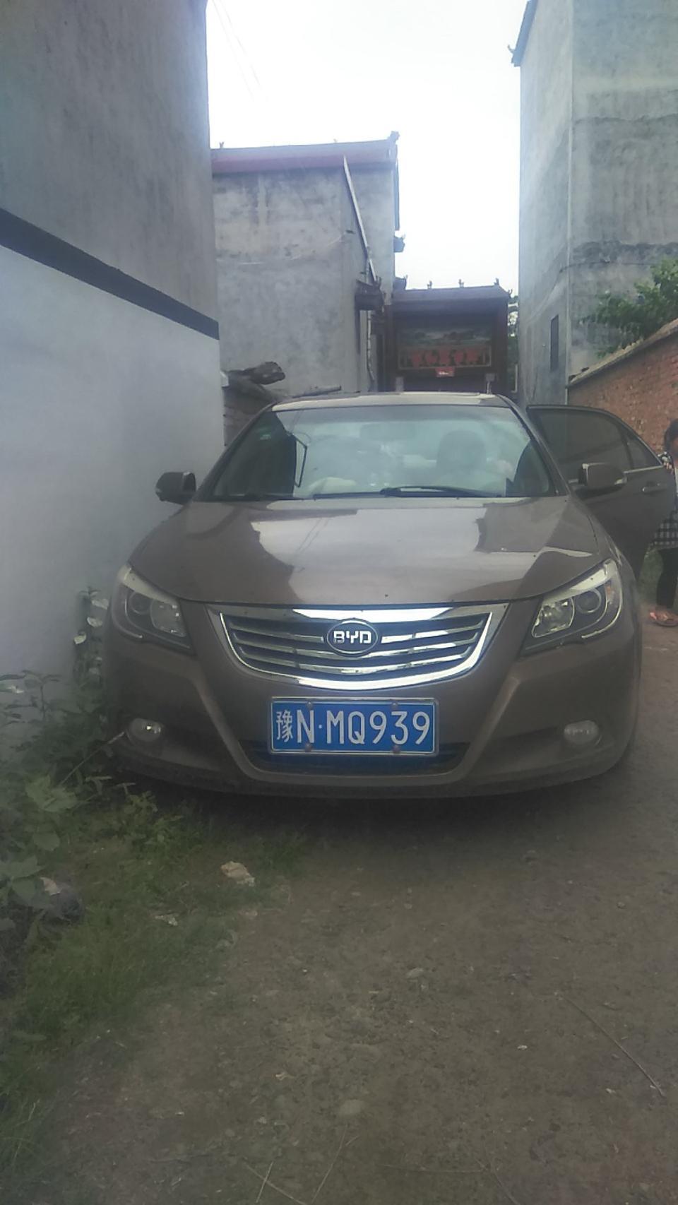 路虎dc100-大家看看这是什么车 
 2018年05月19日09:23:44