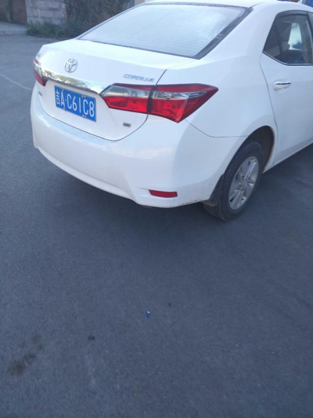 丰田卡罗拉后视镜有加热功能吗？