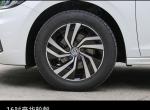 全新宝来1.5L自动豪华版国六顶配车型的轮毂，原厂配置表上是16寸，懂车帝上图片佩的是左图，车回来会不会跟自动舒适版的一样？如右图这样？？？没见过豪华版原厂轮毂。