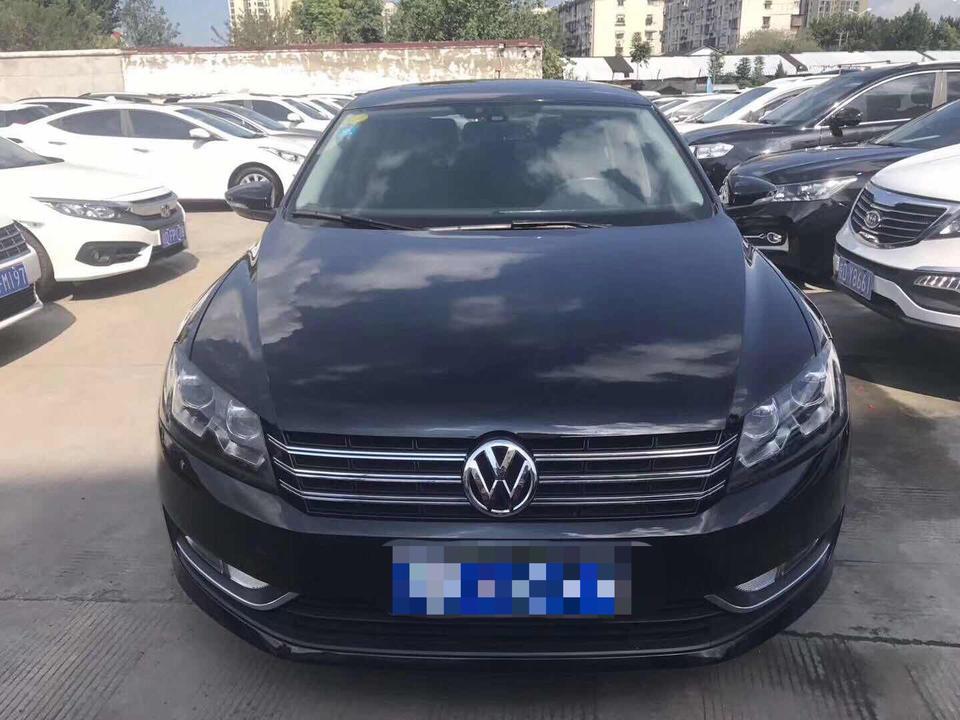 13年帕萨特1.8T自动挡低配 ，5年多的年限 ，50000㎞ ，原厂漆 ，车辆无事故 ，上个车主换了LED灯 ，轮胎米其林胎毛还在 ，求大神们解答，多钱能入手.……