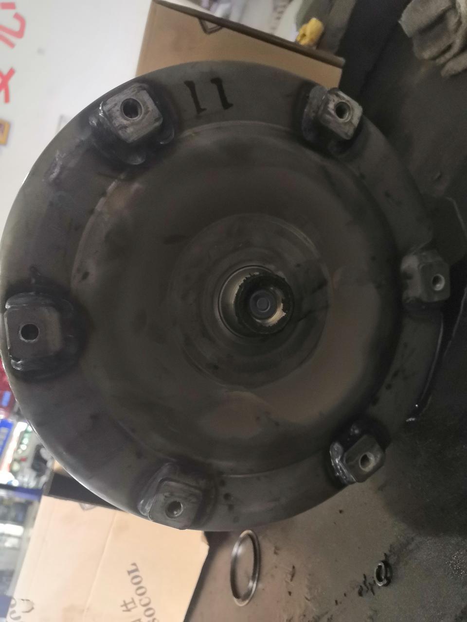 rav4荣放-丰田荣放2.5L，在行驶中突然失去动力，仪表显示所有挡位正常，发功机加油正常，是否是图片中的圆圪塔坏了，那位大神能给判断以下，电路也捡查了，谢谢！