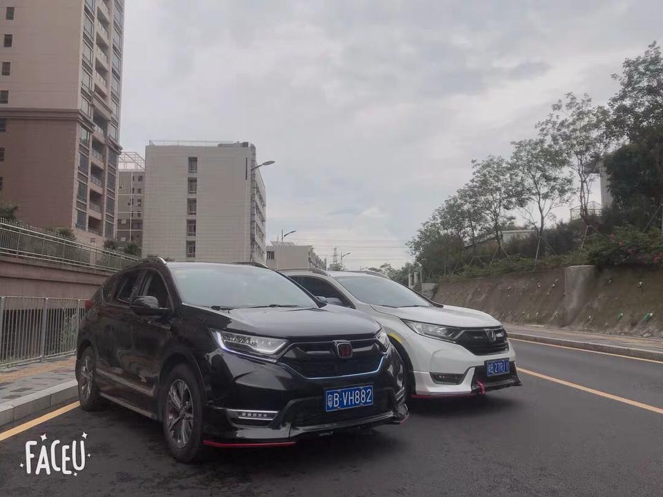 本田cr-v-风尚版自动驻车 有人说开启自动驻车 就是等红绿灯?方便  不要挂空挡 拉电子手刹  也有人说自动驻车  长期使用对车有影响   求大佬解答