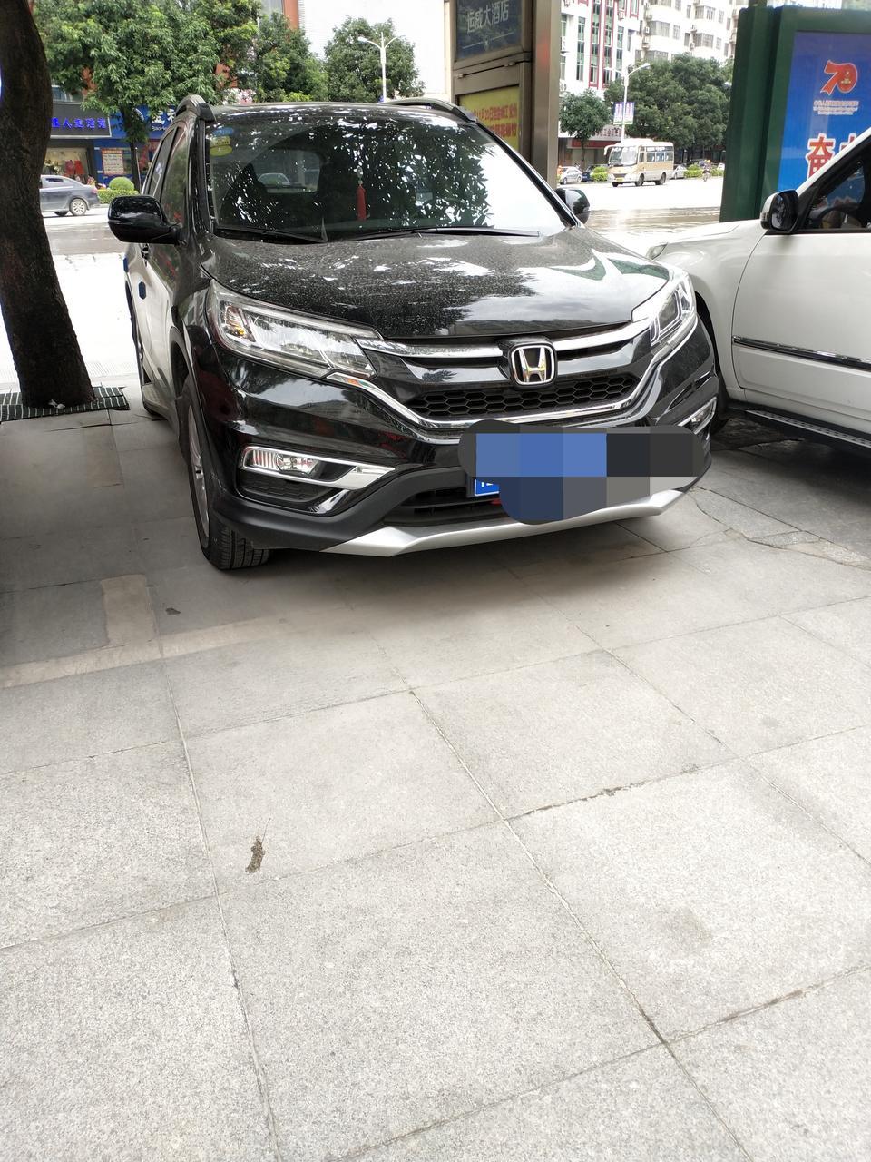 本田cr-v-各位crv车友你们车子有没有拉重的时候或者半坡起步加油有没有异响