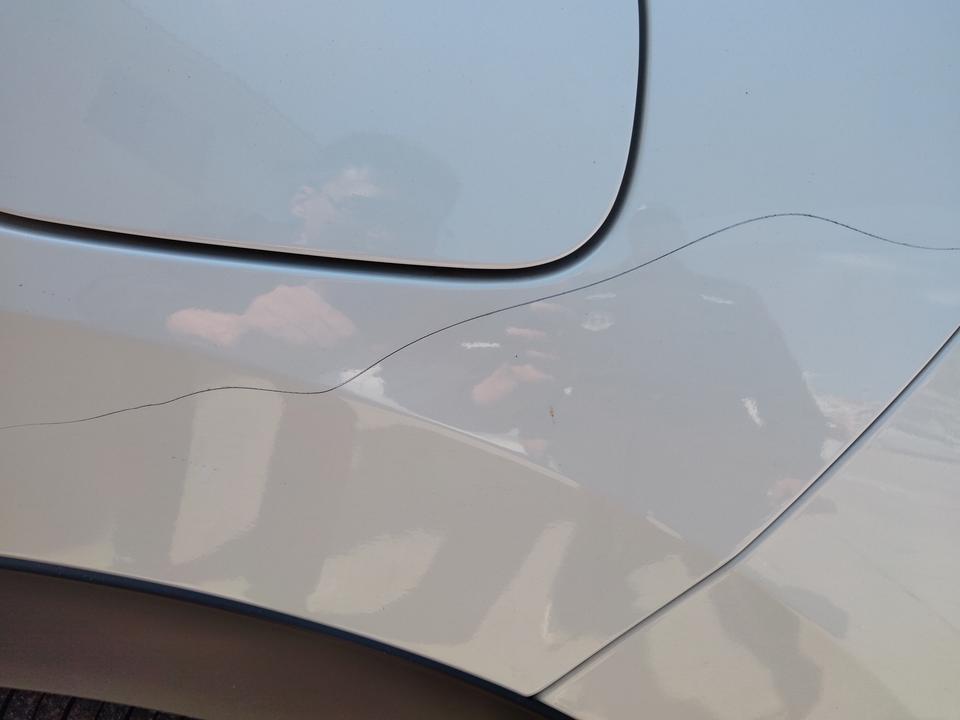 本田cr-v-车被划了，各位大侠给个建议，谢谢