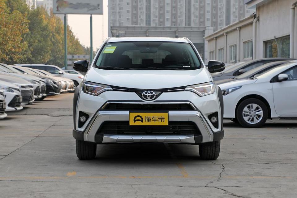 rav4荣放-丰田荣放2019-2.0-风尚版，落地多少呀
过几天宁波车展的时候打算购买，怕被坑