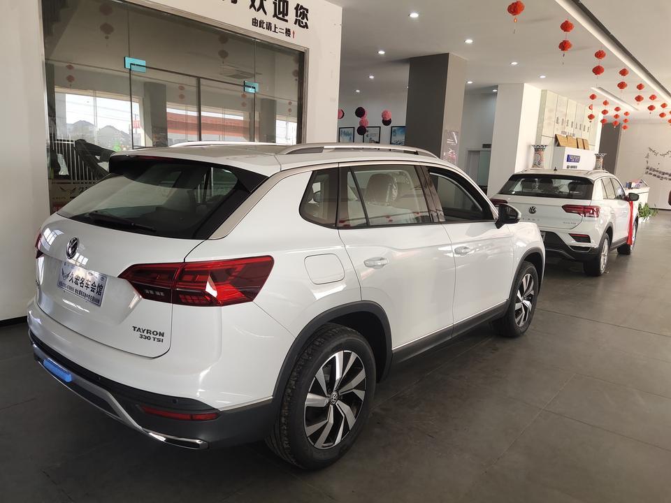 各位车友:请问一下探岳330两驱豪华平时上上班开，使用经济还是标准模式开那个模式更好或省油，谢谢