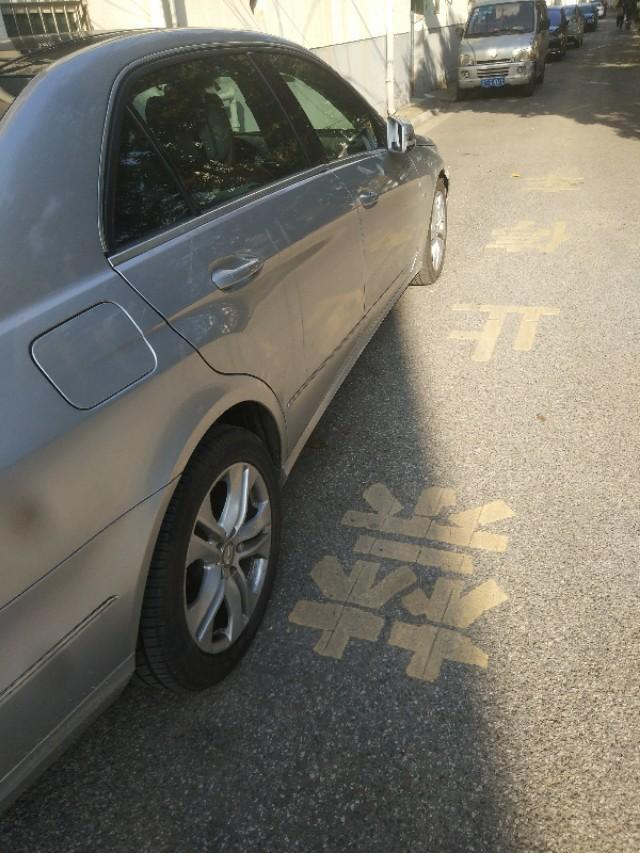 奔驰c级-这款车。油耗百公里几个。