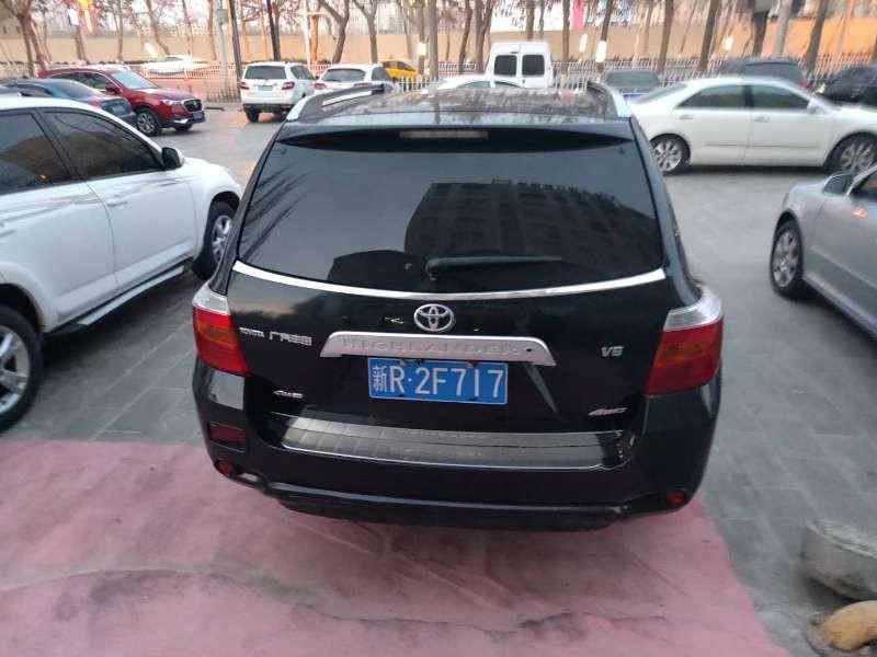 汉兰达-大家看看这是什么车这辆车，10年的车，6缸顶配。售价十五万...