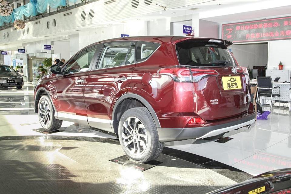 rav4荣放-据说最近有2019款先锋版新车上市，不知道配置是不是多了？它的性价比怎么样？知道的大佬说一下呗，想入手一辆。