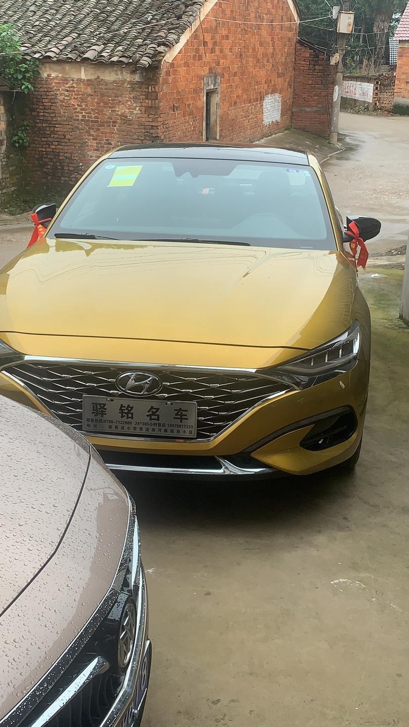 菲斯塔-为什么锁车以后 后视镜只能自动折叠三分之一的样子 我看别的车不是都能完全折叠吗？