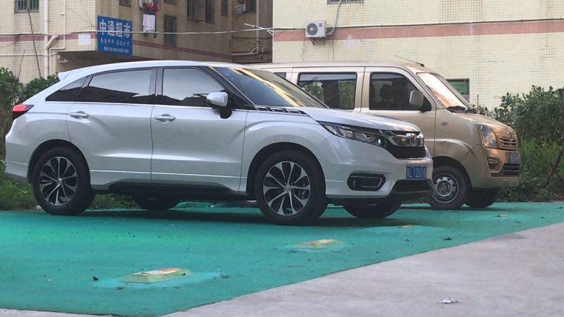 现在国六冠道精英版你们多少钱买的 有没有落地22万买的