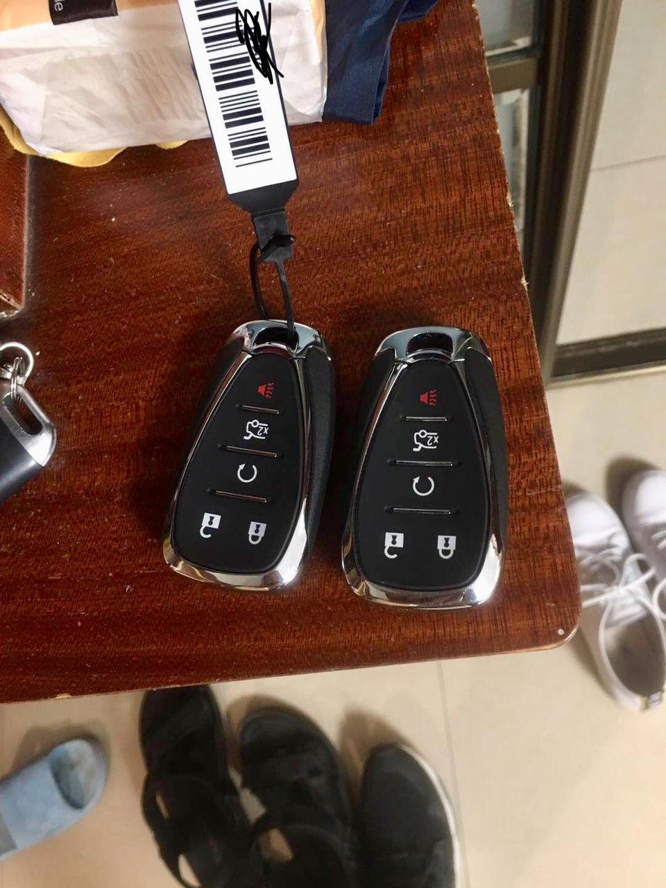 迈锐宝xl-2.0锐联版的仪表盘怎么设置上两边的显示信息？谁教教我呀，弄了半天还是这个样