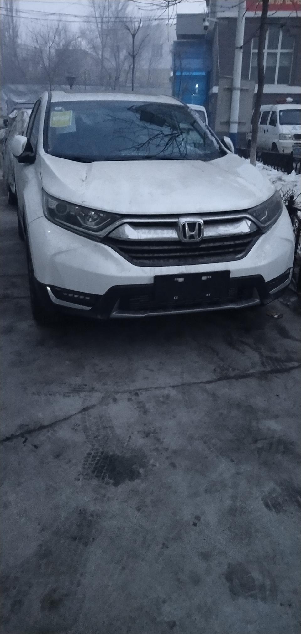 本田cr-v-有个问题希望专业大神给我个答案，谢谢


我最近提了新款本田CRV，合格证上汽车生产日期是2019年1月，但玻璃上写着8，所以问一下这是怎么回事，怎么样才会这样，希望得到回复，让大家也知道一下