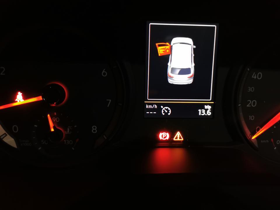 探岳-刚提的车   那个黄色感叹号是什么意思？