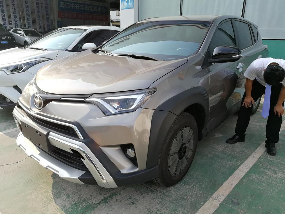 rav4荣放-2019款荣放限量版轮眉可以拆解更换成18款那样吗？