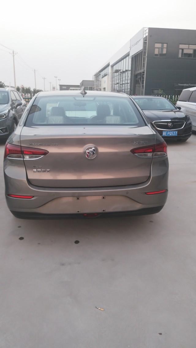 1.0英朗手动挡，购车必须买厂家的玻璃险吗？