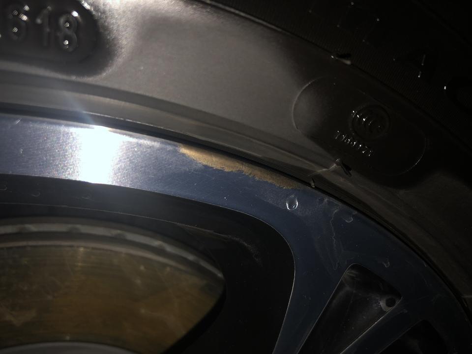 名爵6-请问这三种情况该怎么搞，新车三个月无事故，提车的时候看过了都正常尤其发动机盖板那条缝隙，劳驾知道的指点一下