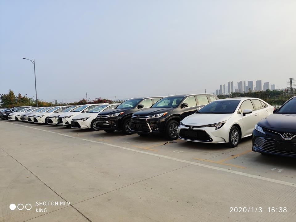 雷凌-请问兄弟们，在外市4s店购车，店里有现车，当天付全款可以把手续、临牌办好自己开回来了吗？感谢回答！