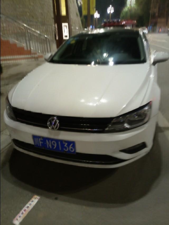 高尔夫-这两款哪个好