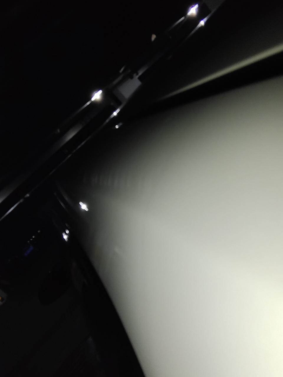 雷凌-有谁知道这条线是什么，为嘛会这样，未做过漆，手摸无明显凹痕感。