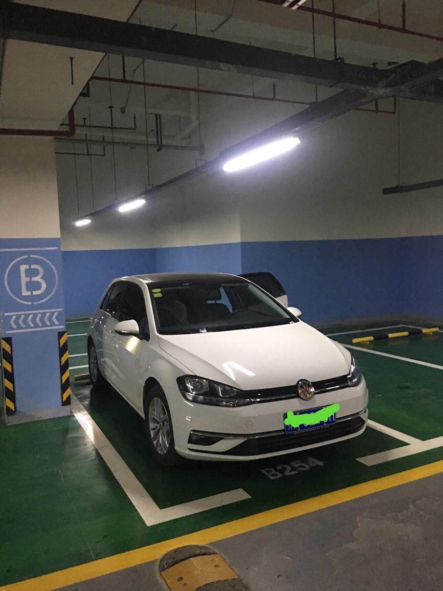 18款高尔夫1.4手动230TSI，5000公里首保刚换的嘉实多极护0W-40机油，请问各位大虾在过7500公里保养还是10000公里保养，市区正常上下班行驶！