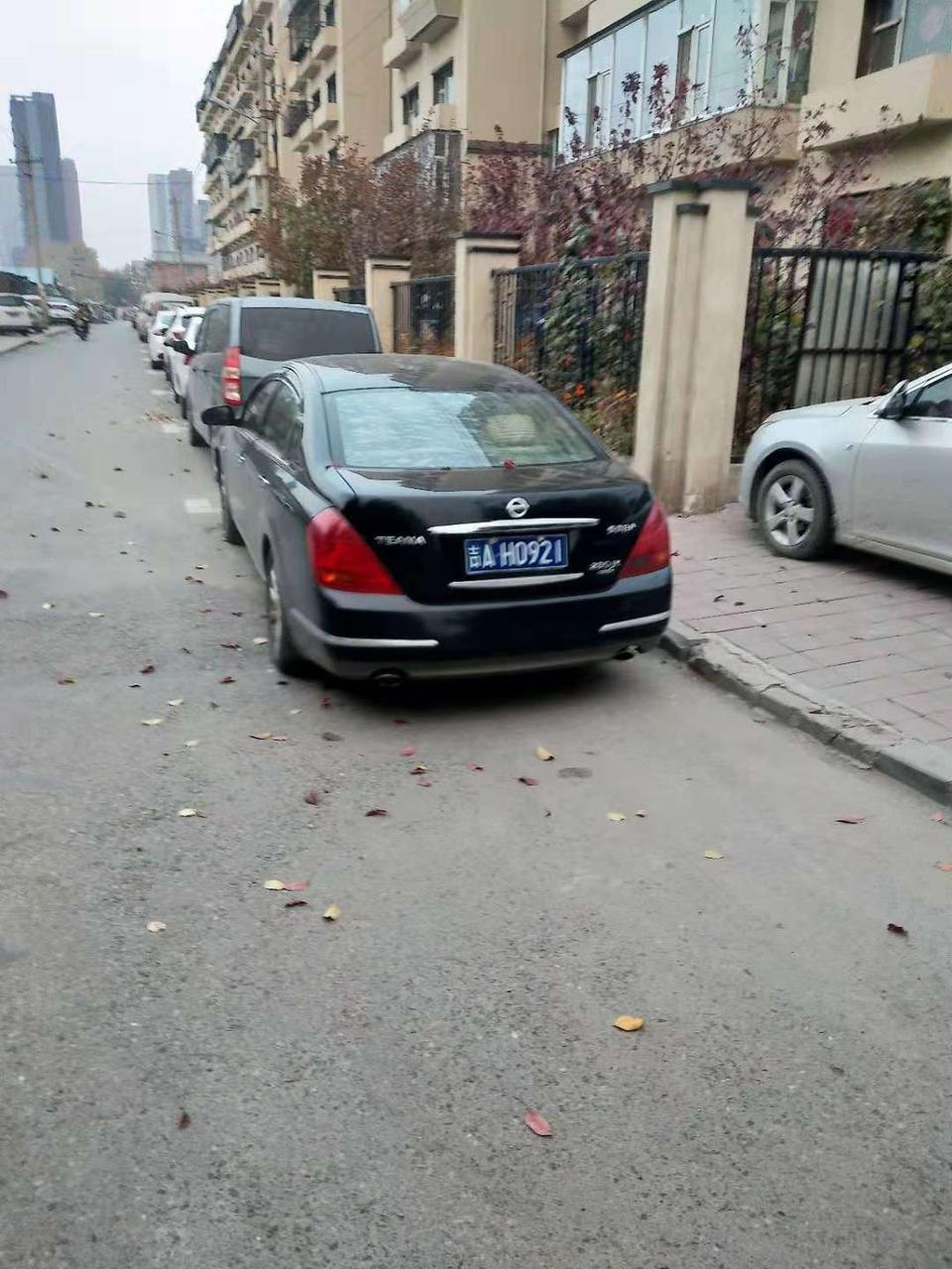 日产天籁有后视镜自动折叠功能吗？