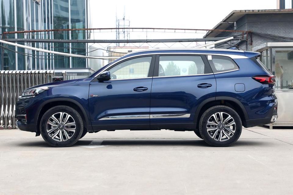 瑞虎8-19款1.6T，自动豪华版。开起来静音效果怎么样？看网上评测说起步有小顿挫感？在线等各位大佬解答疑惑！谢谢！有金华这边的朋友吗？本地优惠能到多少？