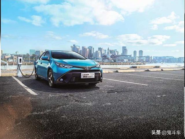 3小时充满 续航里程约1000km 雷凌双擎E+售18.58万值不？