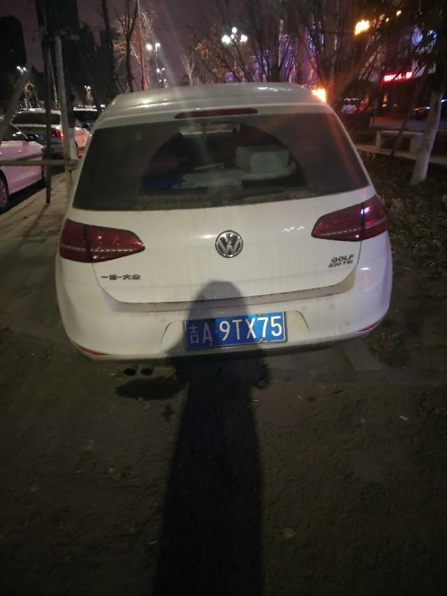 大众高尔夫加装氙气大灯价格大约是多少？