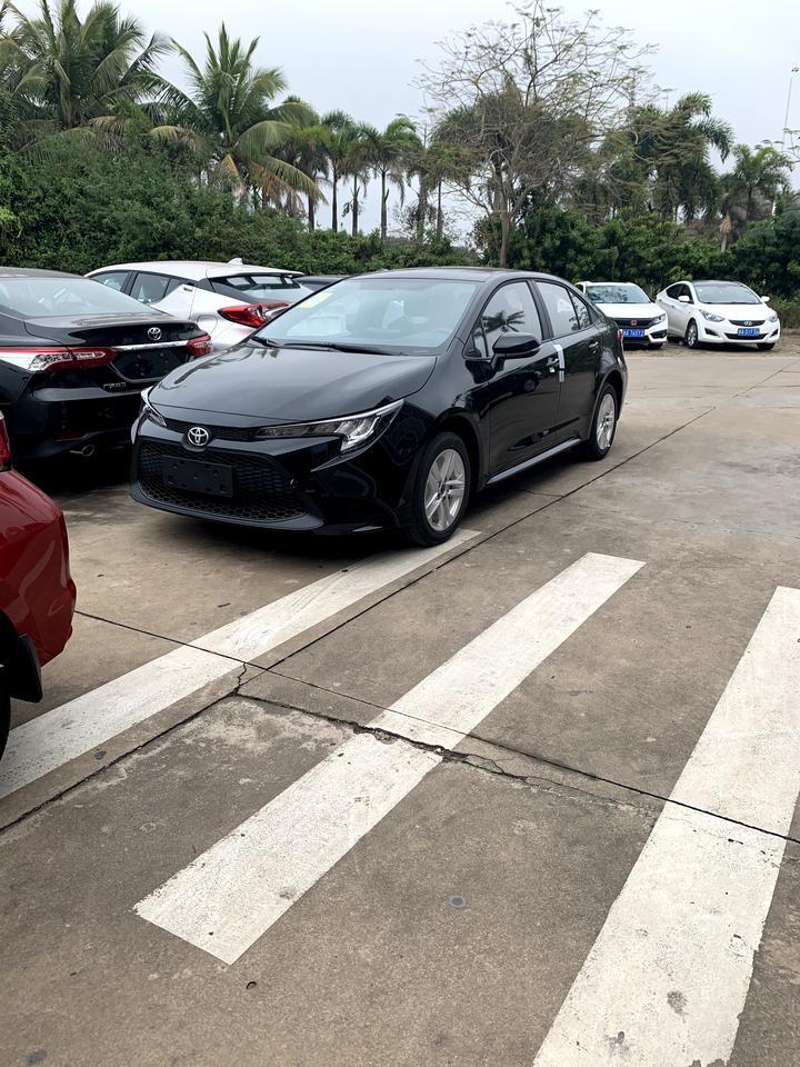 雷凌燃油版黑色，优惠1万，裸车119800，保险6195，购置税10600，没有贷款服务费，价格可以吗？