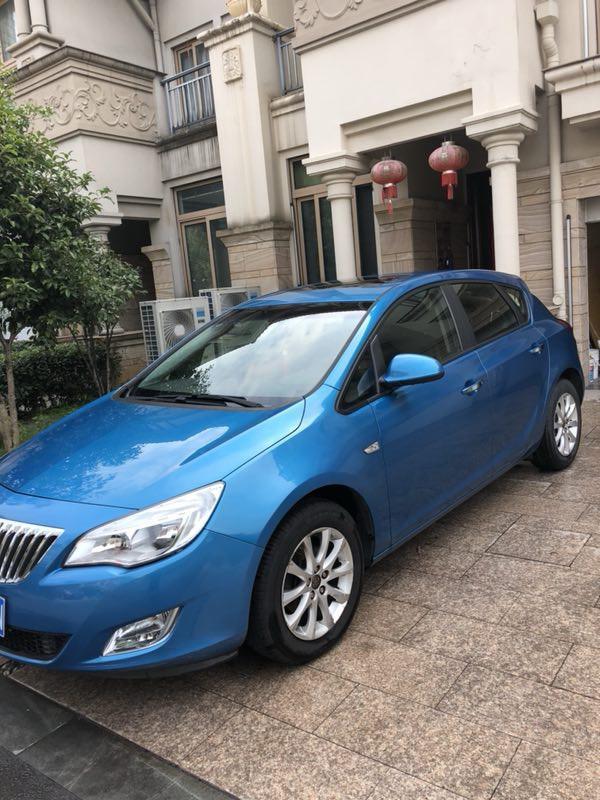 买二手车。11年3月自动天窗英朗XT，开了3.9万公里，没啥毛病，4.5万值不值