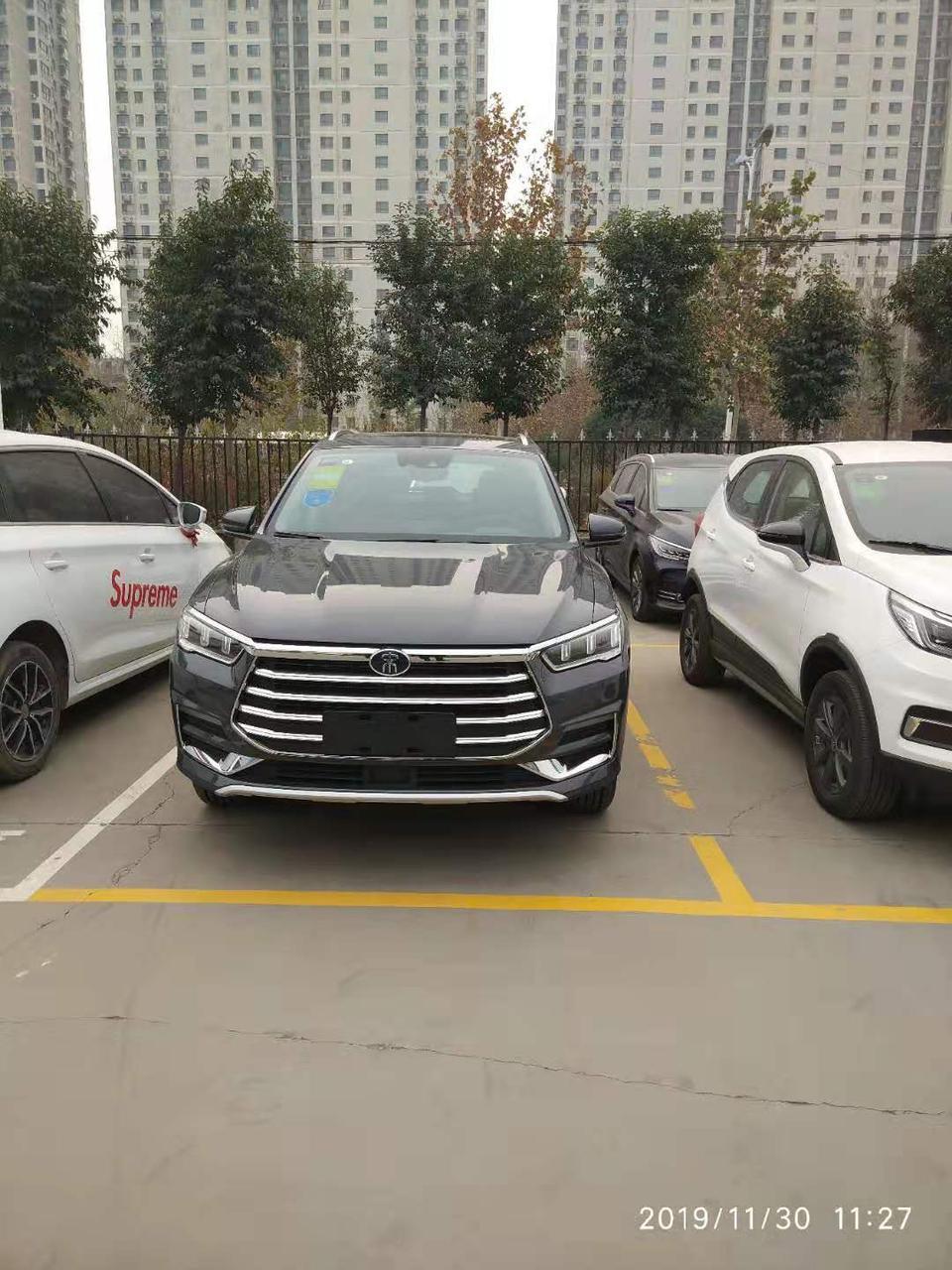 朋友们，宋pro豪华版新车，车内有轻微嗒嗒声异响，也听不出在哪里响