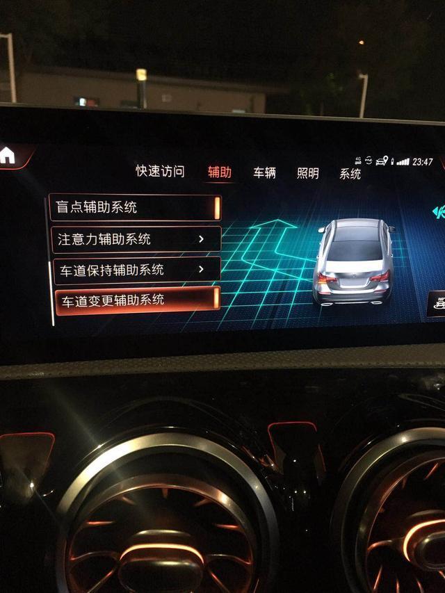 奔驰a级-A级奔驰200L运动款 17寸的轮 可以改装19寸的轮毂和轮胎吗 会不会超过车架 求各位大神们告知???
