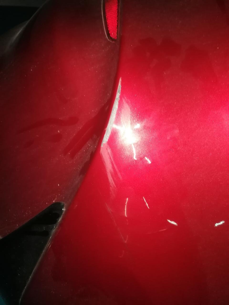 科鲁泽-请问后翼子板喷漆多少钱？用补漆笔有色差吗？报保险划算不？