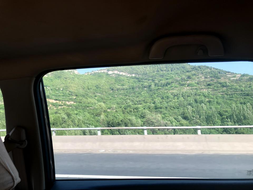 我想问一下，就是19年帝豪开起来主驾驶空调那里有异响是怎么回事，你们有过吗？