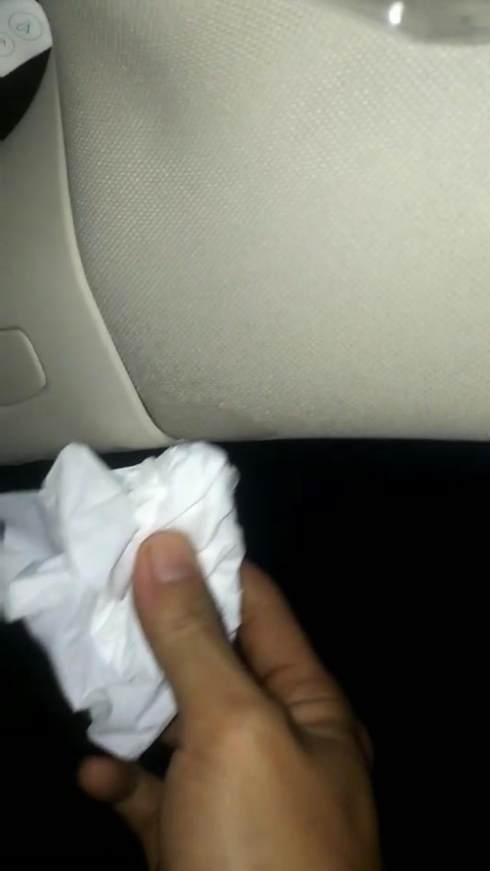 帝豪gl-今天下雨天窗忘记关了，关了之后漏水2个小时打电话问4s店说要5百块钱，说什么地板要拆开晒干，我要不要去啊