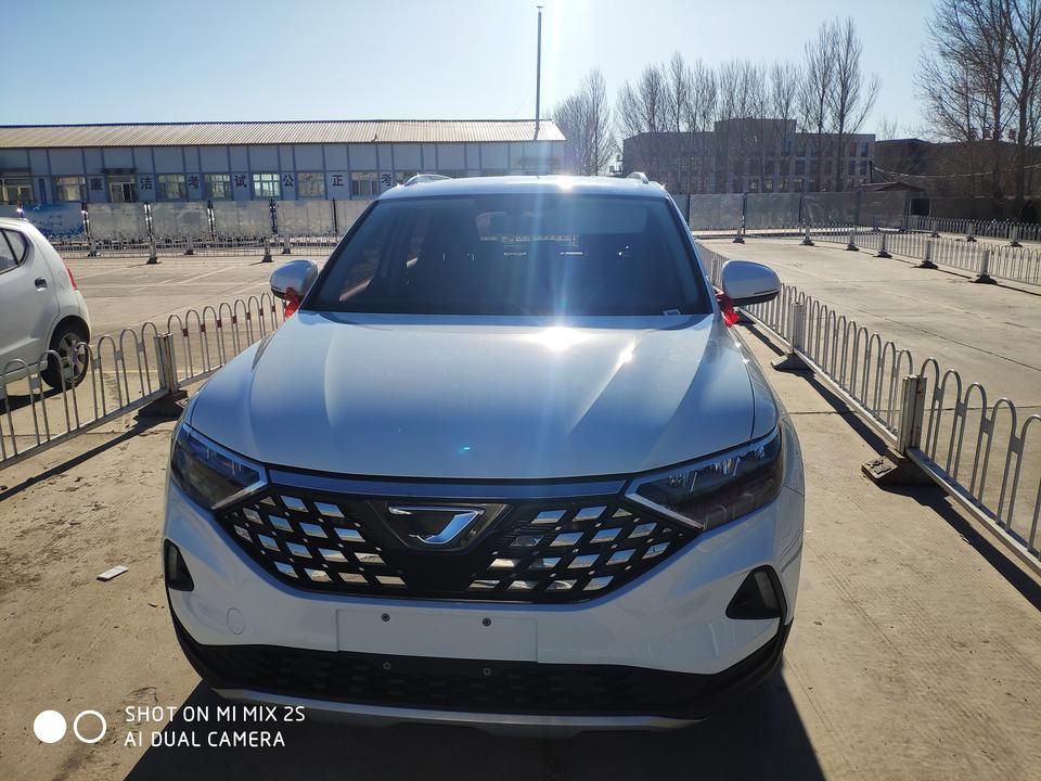捷达vs5-大家好，十二月提的车，回来没怎么开，最近跑了几次，有时候锁不上车，过过会又能锁上。不知道怎么回事？有车友知道吗？钥匙和车把手都锁不上。