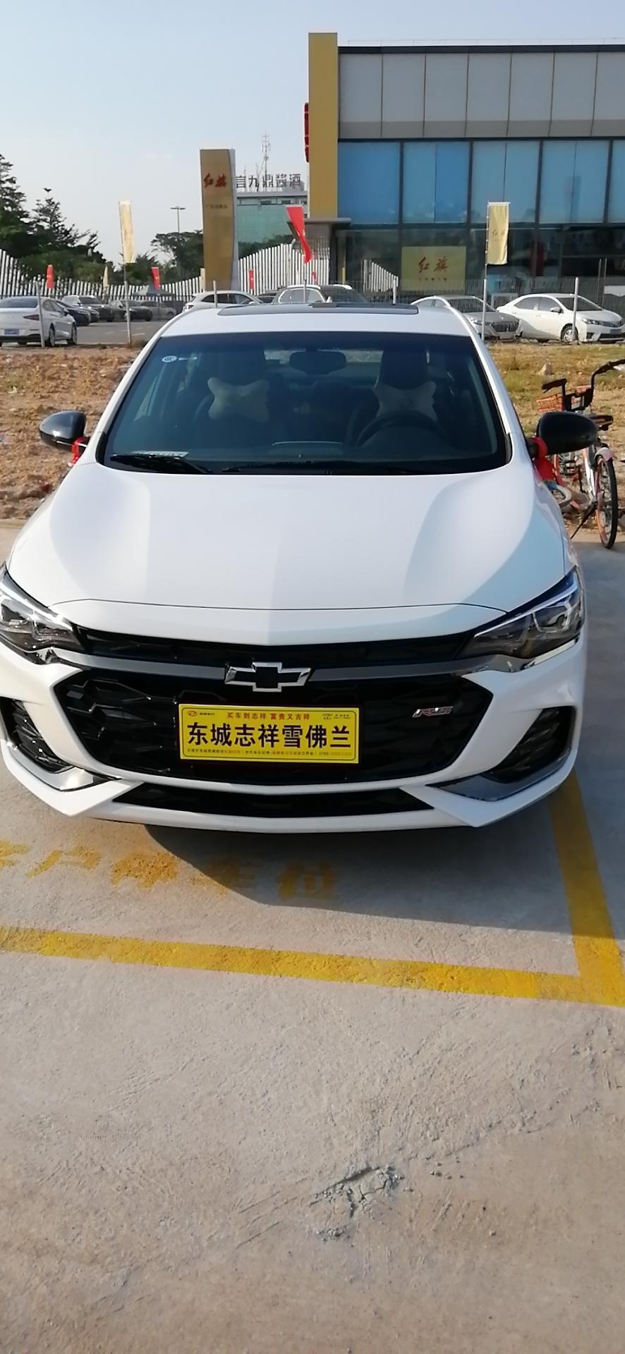 科鲁泽-克鲁泽新车带工具吗？比如千斤顶跟卸轮胎的工具，我这胎压是不是要充气了？谢谢大神回答。