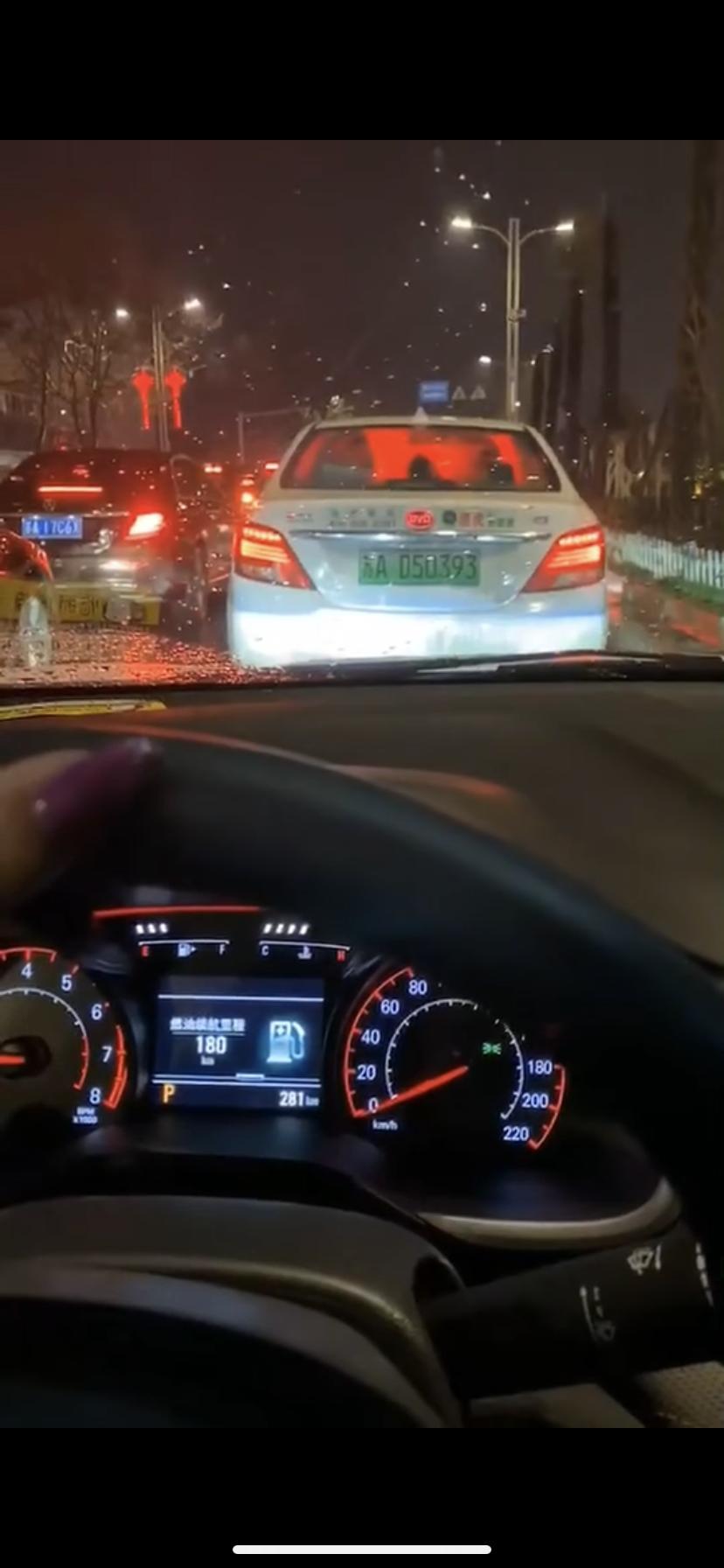 科鲁泽-这是什么车子