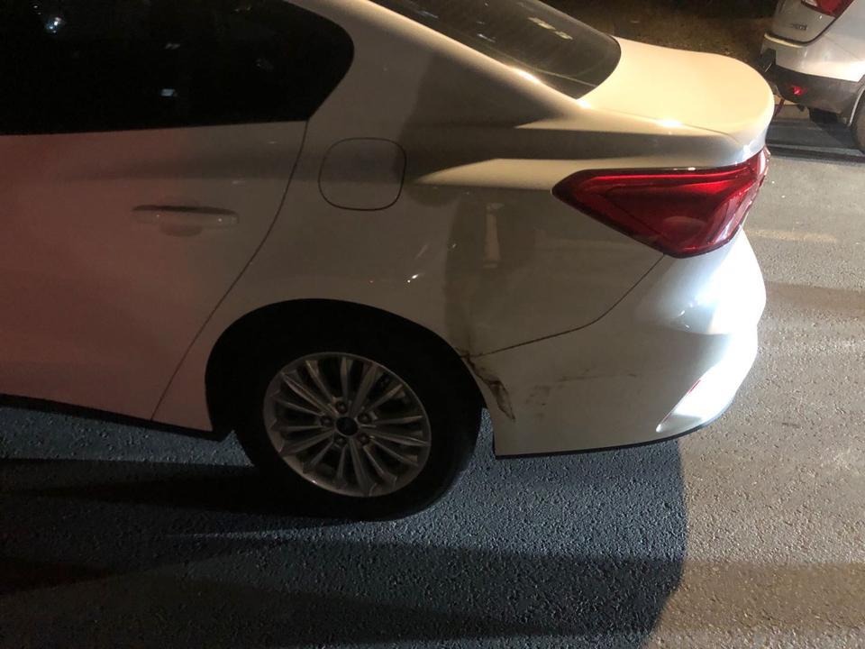 福克斯-朋友不小心把车撞了，这修一下大概要多少钱