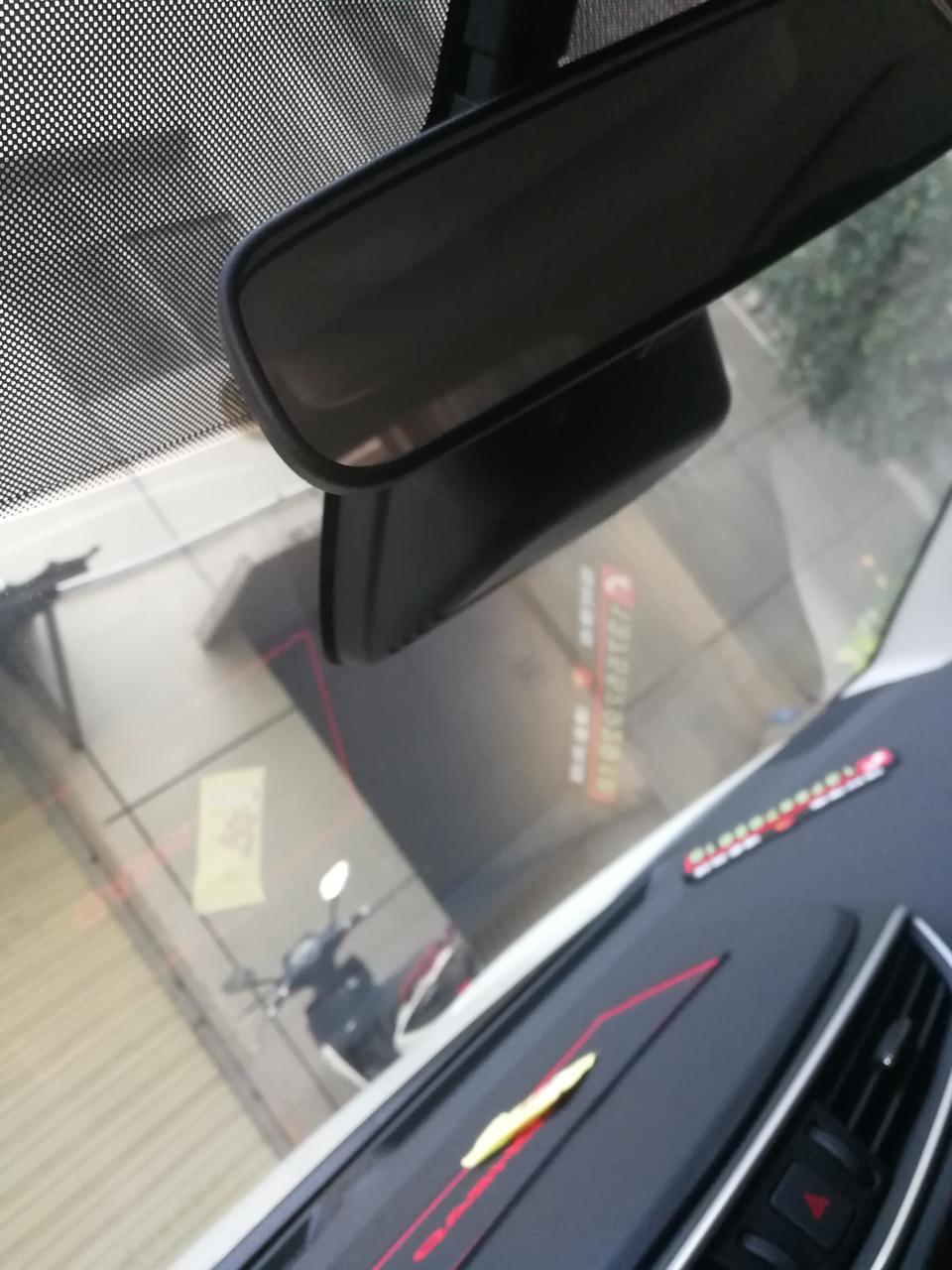 逍客2019豪华版，，大家有没有合适的记录仪推荐啊，这车前面一大坨东西挡着  头疼