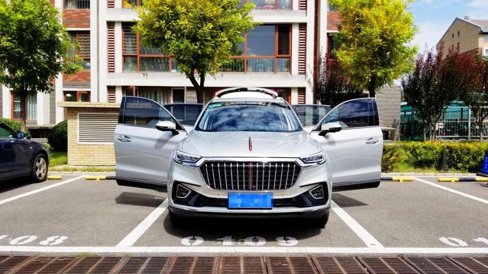 红旗hs5-黑色，金色，颜色难选啊？兄弟们给点建议